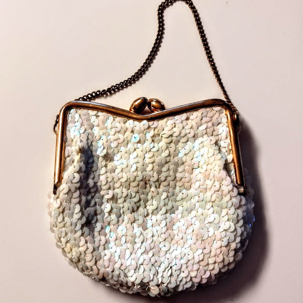 Vintage Women's White Iridescent Sequin Evening Bag/Clutch ~ Gold Tone ~ GVC